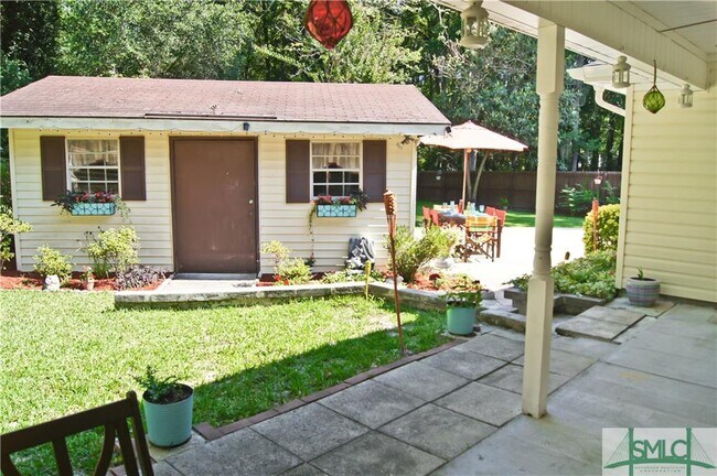 Building Photo - 452 Floyd Cir