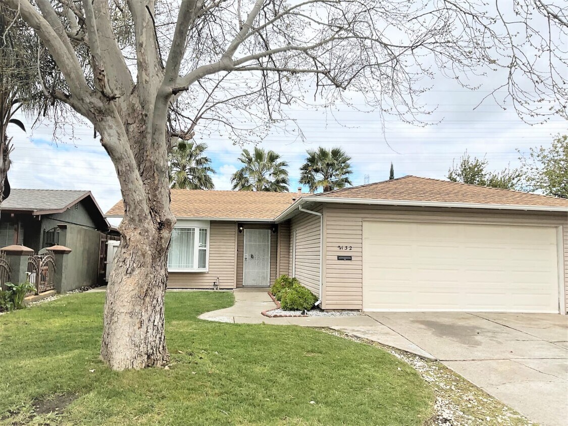 Foto principal - 2132 Dover Way