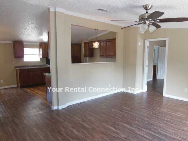 Building Photo - 7124 Glen Meadow Dr