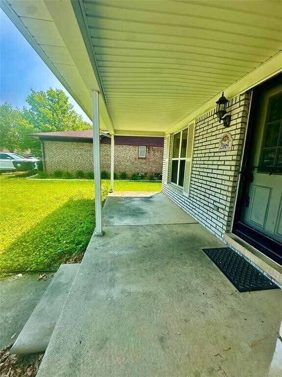 Foto del edificio - 21669 Tulipwood St