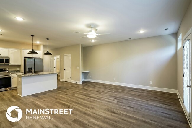 Building Photo - 158 Noble Pk Cir