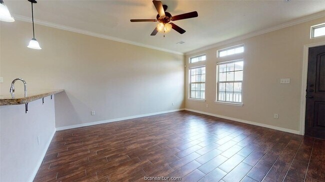 Foto del edificio - 303 Ash St