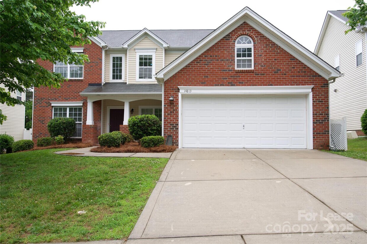 Foto principal - 14813 Provence Ln