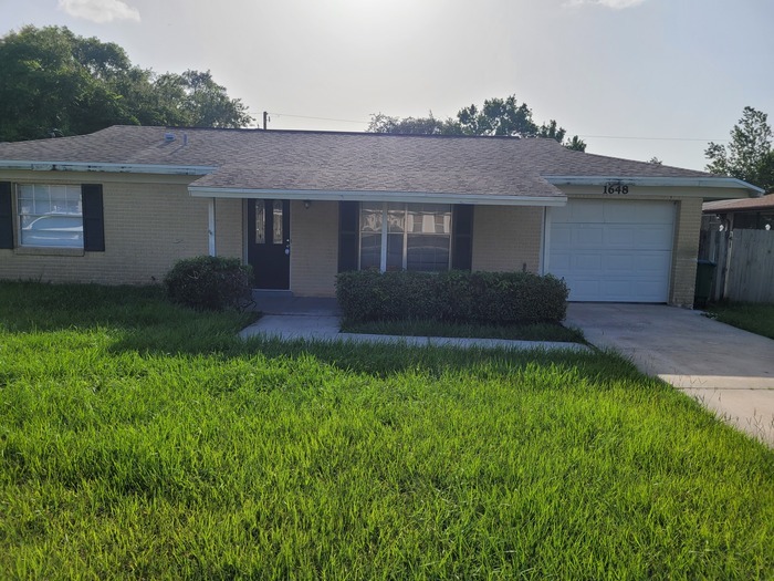 Foto principal - 1648 Urbana Ave