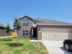 Building Photo - 1912 Liam Dr