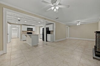 Building Photo - 2132 Dunwoody Glen
