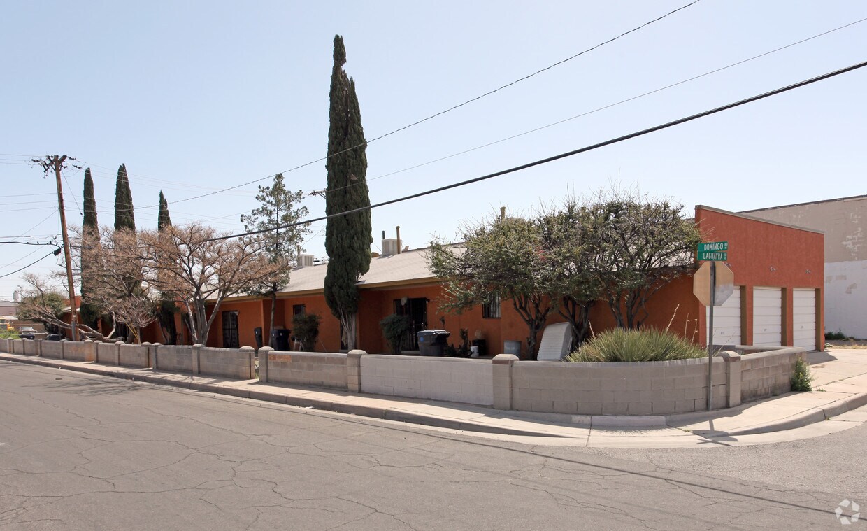Primary Photo - 6100-6106 Domingo Rd NE