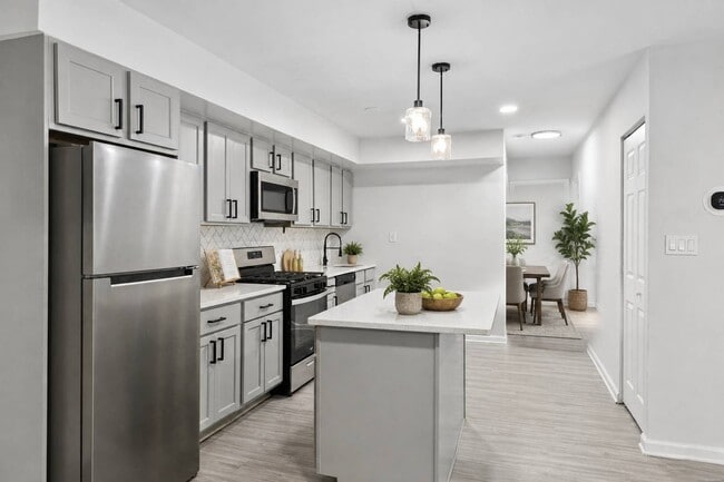 Kitchen (RG) - Rosedale Gardens