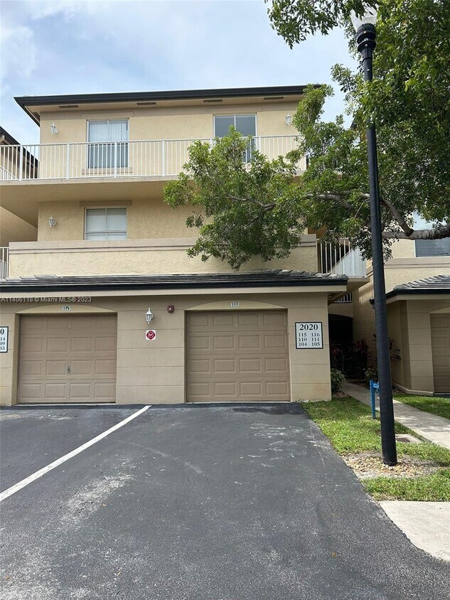 2020 Greenview Shores Blvd Unit 115, Wellington, FL 33414 Condo for Rent in Wellington, FL