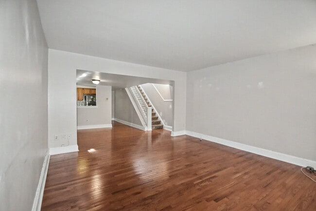 Building Photo - 238 S 11th St