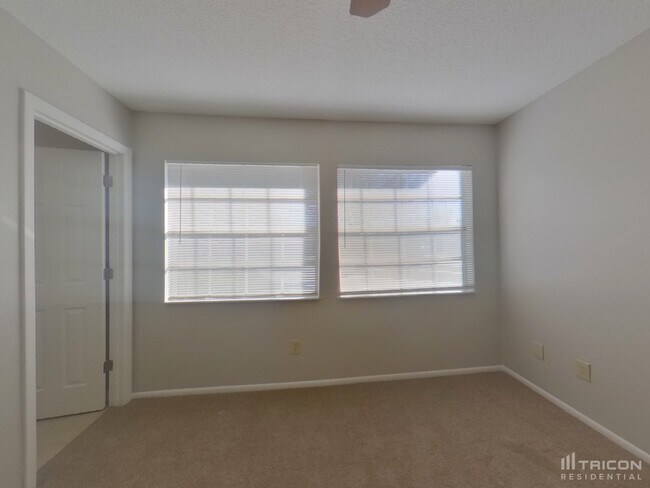 Building Photo - 191 Summerset Dr