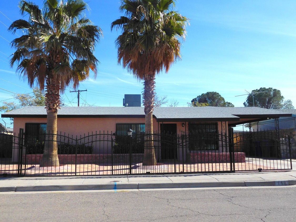 Primary Photo - 148 Aspen Rd