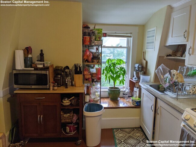 Foto del edificio - 464 Highland Ave