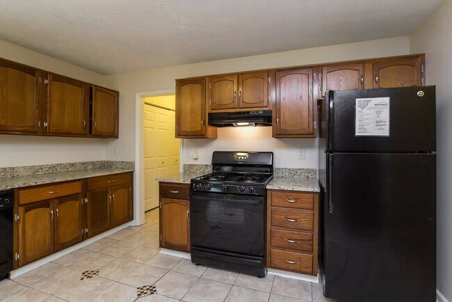 Building Photo - 1350 Charter Oaks Ln