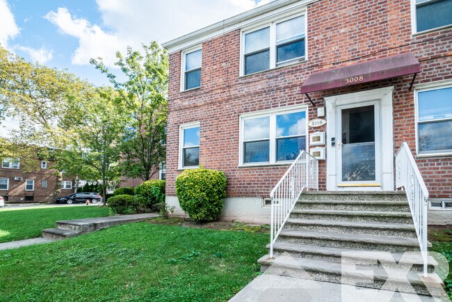 Building Photo - 3008 Avenue R