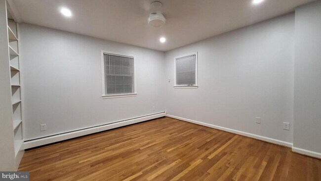 Building Photo - 8012 Falstaff Rd