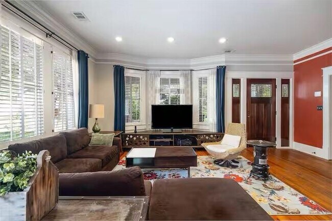 Foto del edificio - 6 White St NW