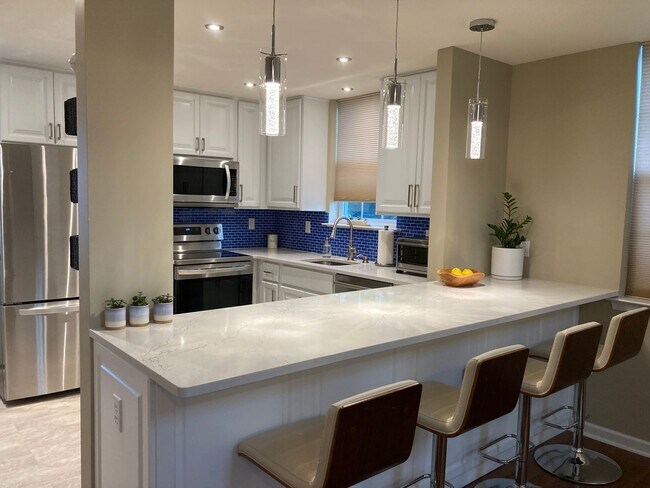 Foto del edificio - 3 Bedroom, 2 Bath home in Brookland Terrace