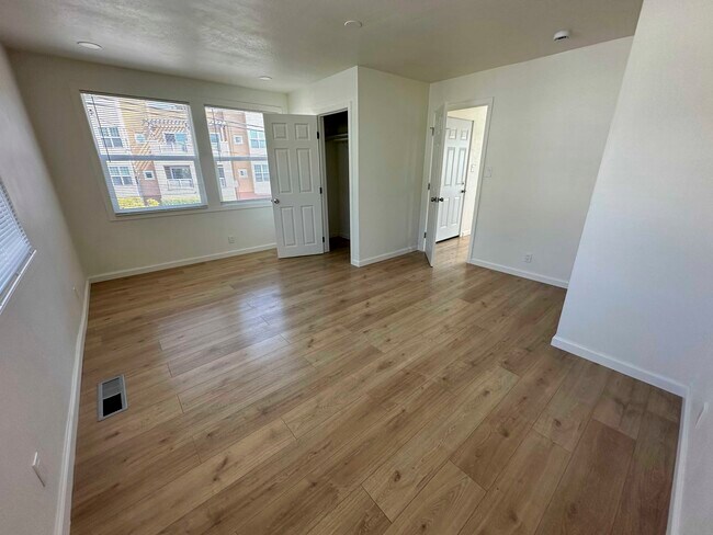 Foto del edificio - 3517 Lincoln Ave