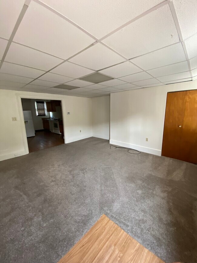 Photo - 2015 Jane St Apartments