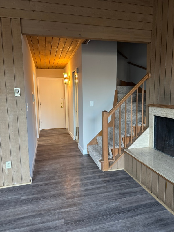 Foto del edificio - 2131 N Summit Ave