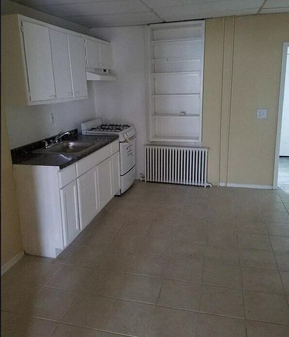 Foto del edificio - 1519 Popland St