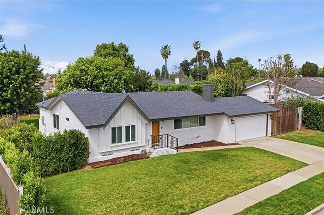 Foto del edificio - 12811 Chaplet Pl