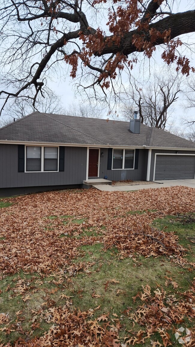 Sunny Hills Apartments under 2,500 Kansas City, MO 1 Rentals