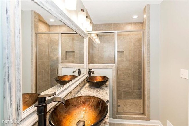 Foto del edificio - 4 br, 2.5 bath House - 9201 Belinder Rd