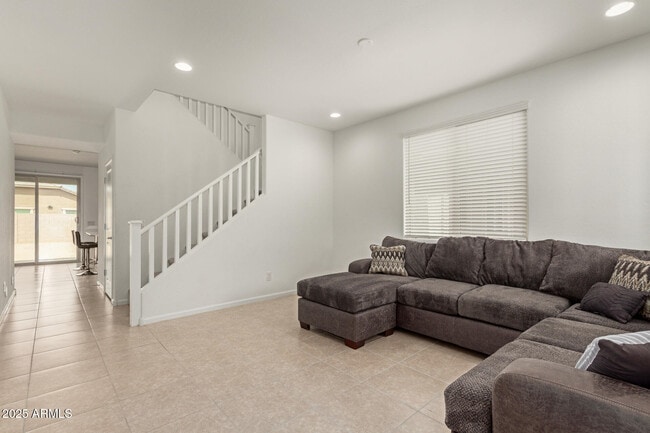 Building Photo - 12354 W Gardenia Ct