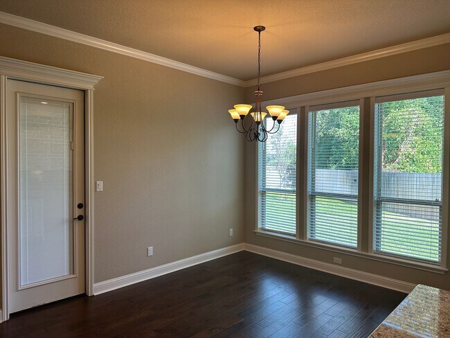 Foto del edificio - College Station - 4 bedrooms, 2.5 Bathroom, 2 car garage, fenced in back yard -Available now!