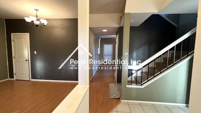 Building Photo - 4 br, 2.5 bath House - 3817 Kilbridge Ct