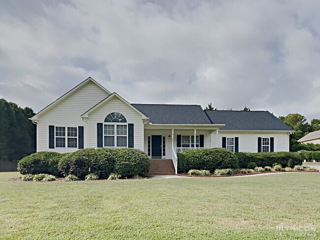 Building Photo - 46 Albemarle Drive Clayton NC