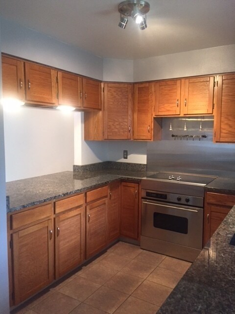 Foto del edificio - 3BD/3BA Pheasant Run Townhome in Louisvill...