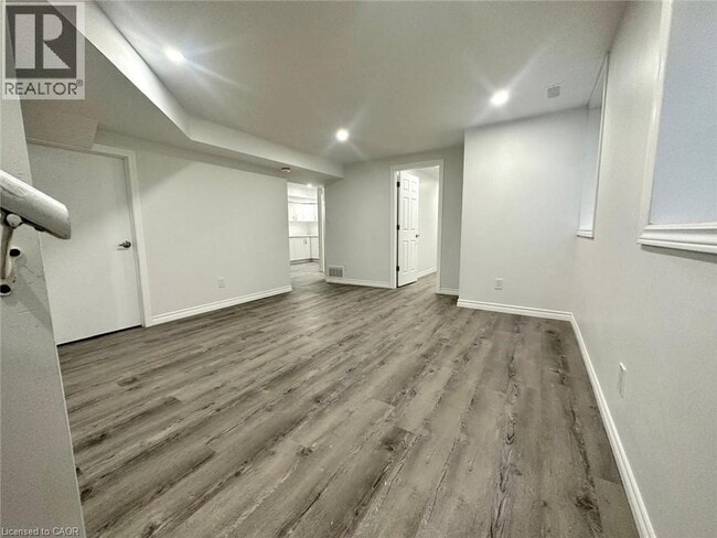 Building Photo - 295 Gillespie Dr