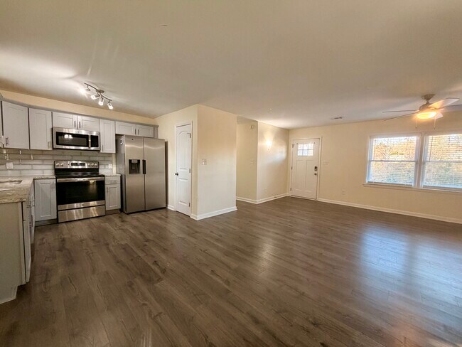 Foto del edificio - 101 Holly Rd