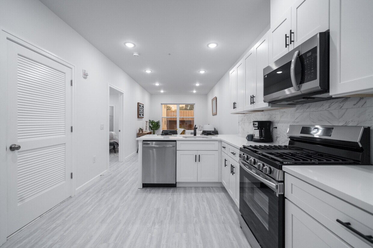 51 E Main St, Bergenfield, NJ 07621 51 E Main St Bergenfield, NJ