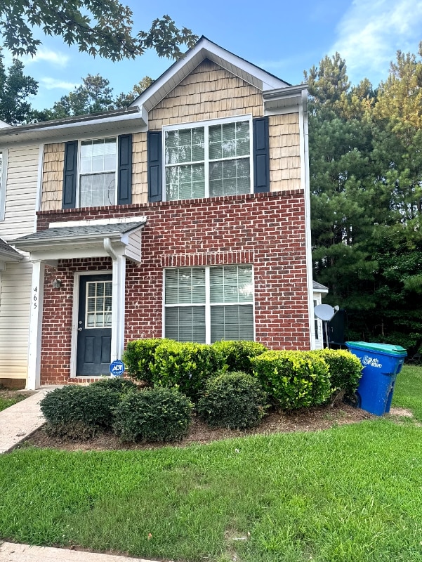 Primary Photo - 465 Inkberry Dr