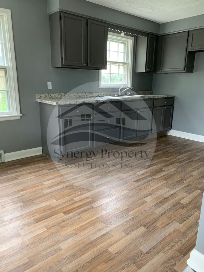 Building Photo - Coming Soon !3 Bedroom, Garage June 6th