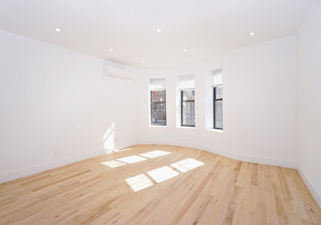 Foto del edificio - 1477 Pacific St