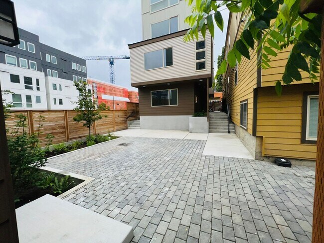 Foto del edificio - South Lane Apartments