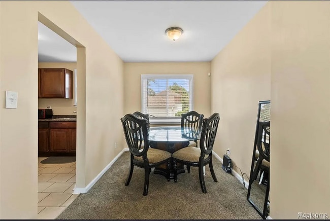 Building Photo - 18514 Schaefer Hwy