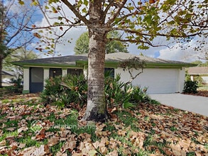 Building Photo - 1013 Black Willow Dr