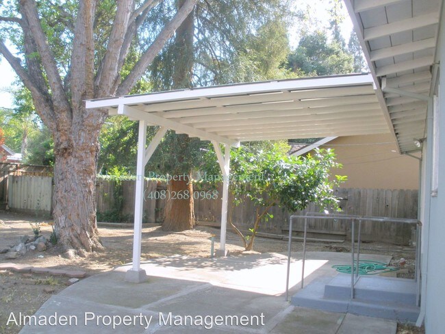 Building Photo - 2 br, 1 bath House - 1408 Gerhardt Ave.