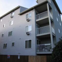 Foto del edificio - Angel Crest Deluxe Apartments