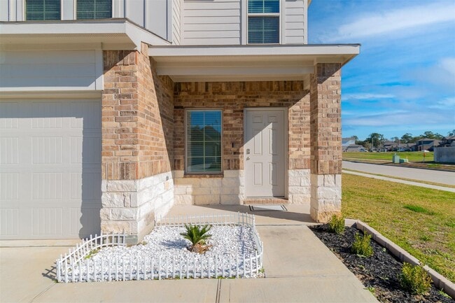 Building Photo - 22506 Goose Pasture Ln