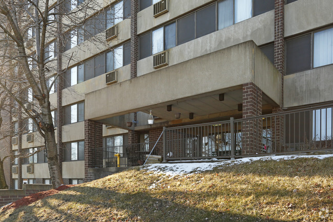 Building Photo - Mt. Vernon Towers