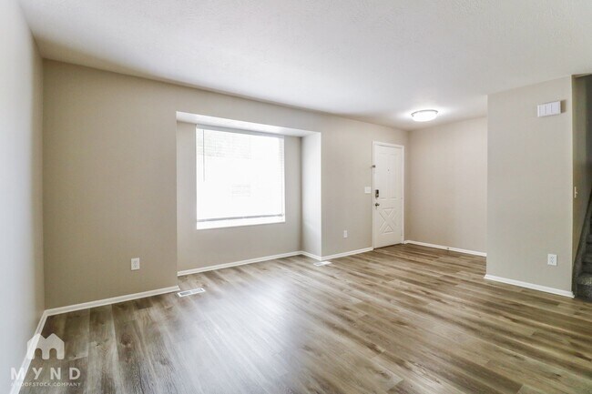 Building Photo - 2297 N 1125 E