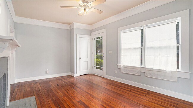 Building Photo - Live in Kirkwood for under $3000!