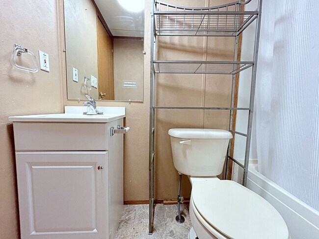 Foto del edificio - 3 Bedroom Trailer  and land in Ascension S...